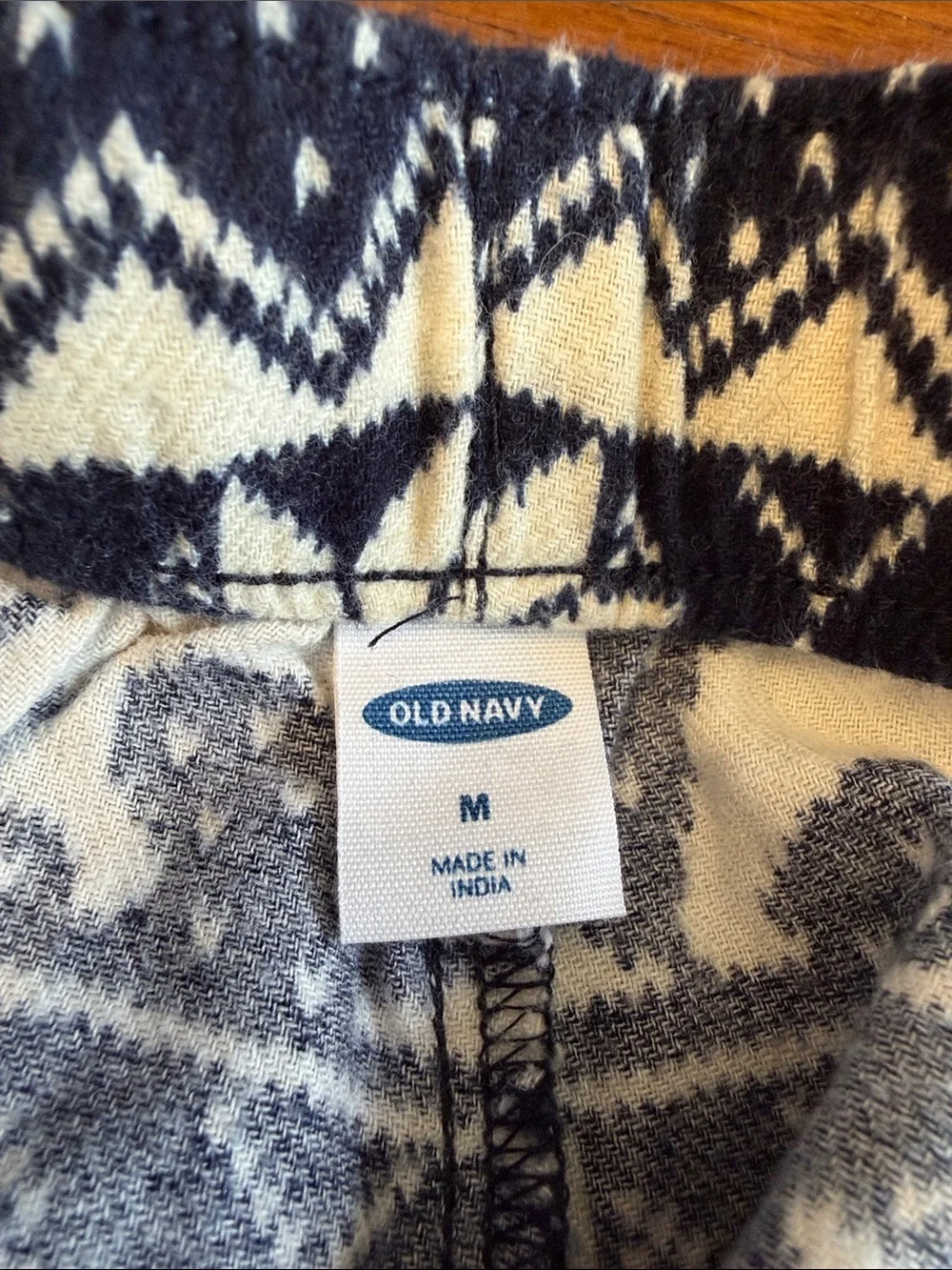 Old Navy Navy and Cream Polar Bear Snowflake Pajama Set